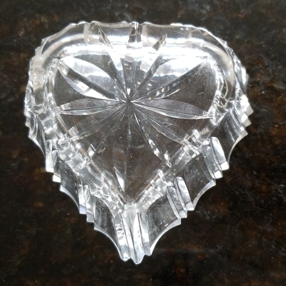 Waterford Crystal Heart Shaped Trinket/Candy Tray - Picture 2 of 5